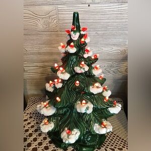 Vintage Ceramic Christmas Tree with Lights - 1980’s Atlantic Mold